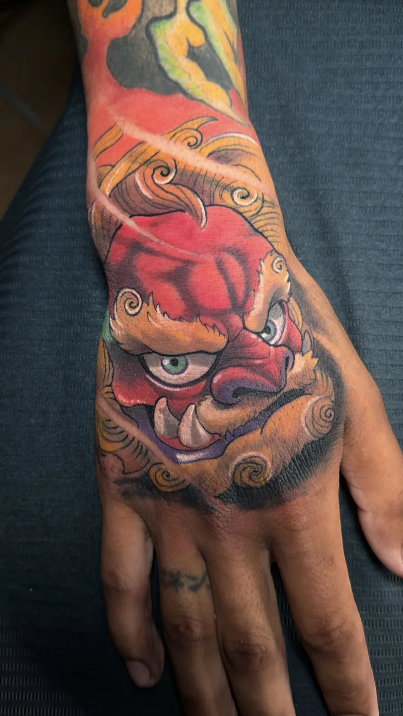 Small-scale fine line colour tattoo by Juan Del Pino at Phantom Avenue, Edmonton
